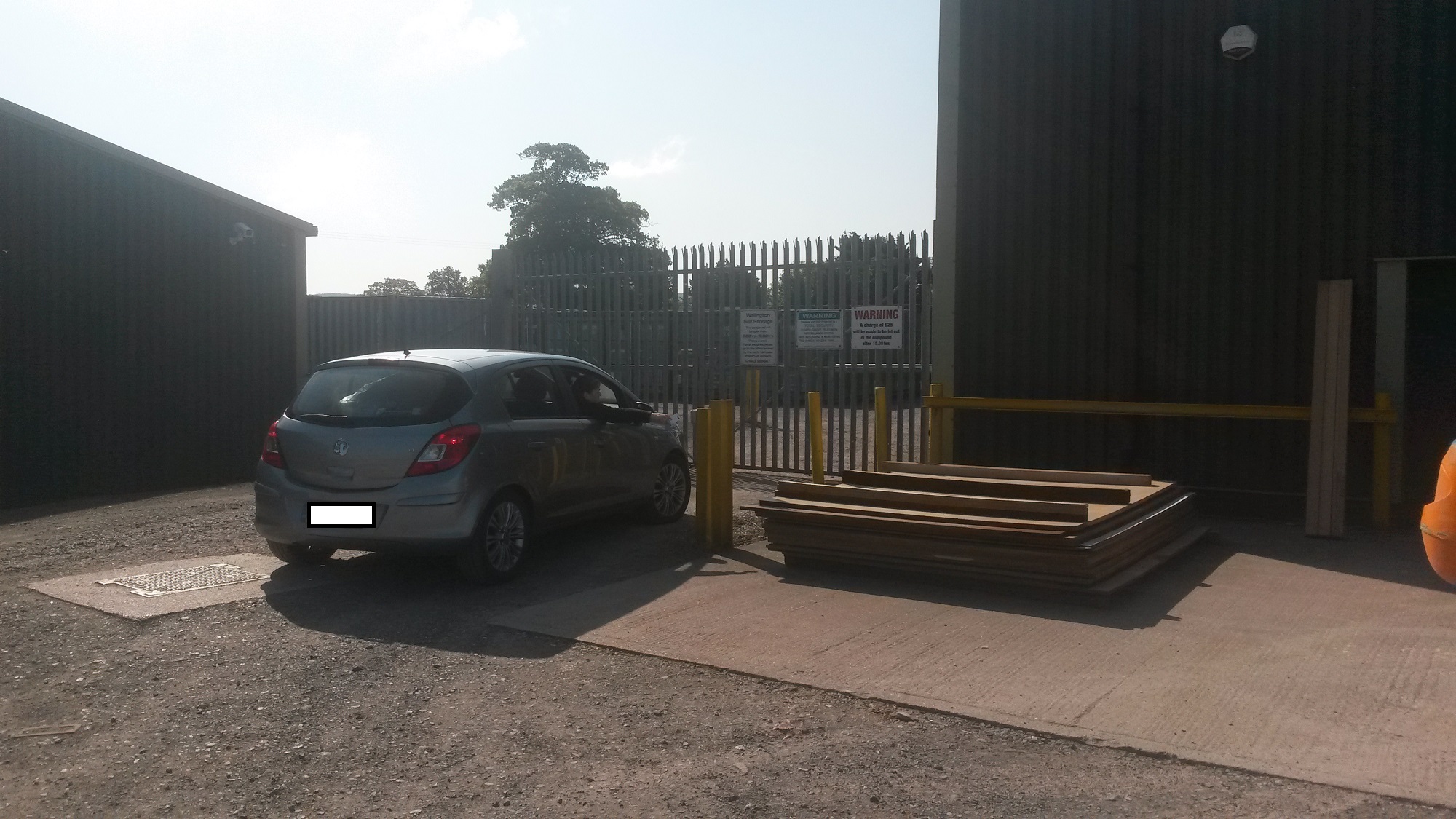 Wellington Self Storage - Taunton, Somerset - Domestic, Commercial - Short, Long Term - Security